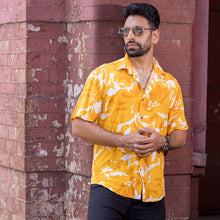 Load image into Gallery viewer, Golden Flow Shirt