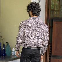 Load image into Gallery viewer, Leopard Printed Long Sleeve Shirt
