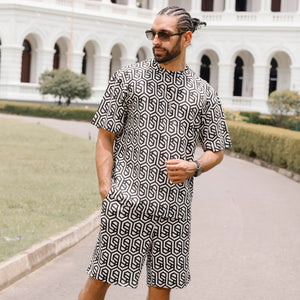 Abstract Printed Oversized T-shirt with Shorts