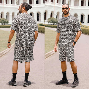 Abstract Printed Oversized T-shirt with Shorts