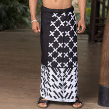 Load image into Gallery viewer, Kathira Black &amp; White Batik Sarong
