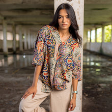 Load image into Gallery viewer, Paisley Printed Short Sleeve Shirt

