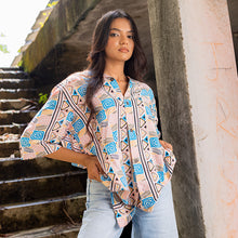 Load image into Gallery viewer, Abstract Printed Short Sleeve Shirt
