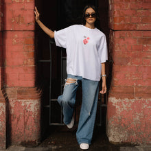 Load image into Gallery viewer, White Boxy Oversized T-shirt
