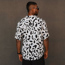 Load image into Gallery viewer, Abstract Printed Short Sleeve Shirt
