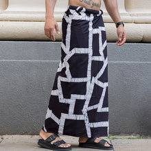 Load image into Gallery viewer, Kotu Black Batik Sarong
