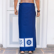 Load image into Gallery viewer, Soorya Path Blue Sarong
