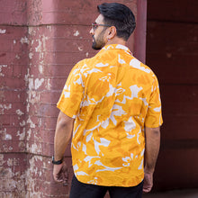 Load image into Gallery viewer, Golden Flow Shirt
