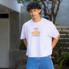 Load image into Gallery viewer, White Boxy Oversized T-shirt
