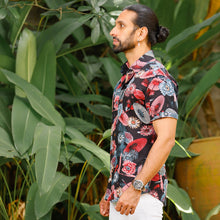Load image into Gallery viewer, Tropical Printed Short Sleeve Shirt
