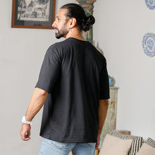 Load image into Gallery viewer, Black Oversized T-shirt
